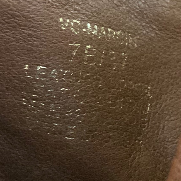 Vince Camuto Steampunk Studded Buckle Side Zipper Tan Leather Ankle boots SIZE 7 - Picture 10 of 11